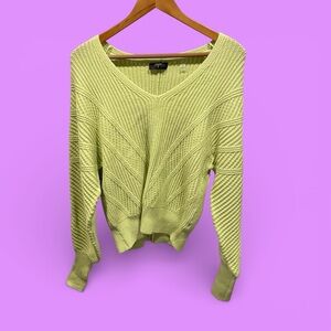 Cute key lime Tahari soft fuzzy sweater dolman boho beach bright wide neck